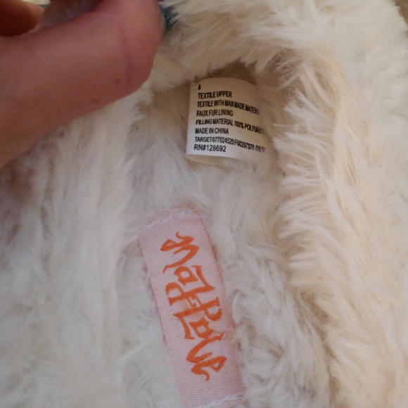 Comfy & cute slippers - Picture 3 of 4